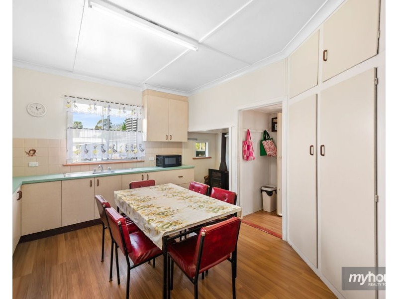 40 Underwood Crescent, Harristown QLD 4350