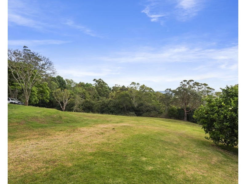2 Outlook Crescent, Blue Mountain Heights QLD 4350
