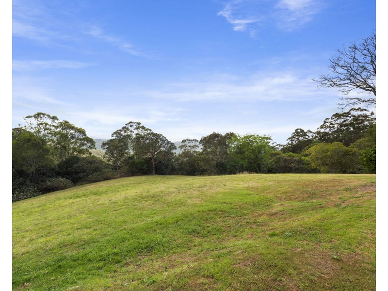 2 Outlook Crescent, Blue Mountain Heights QLD 4350
