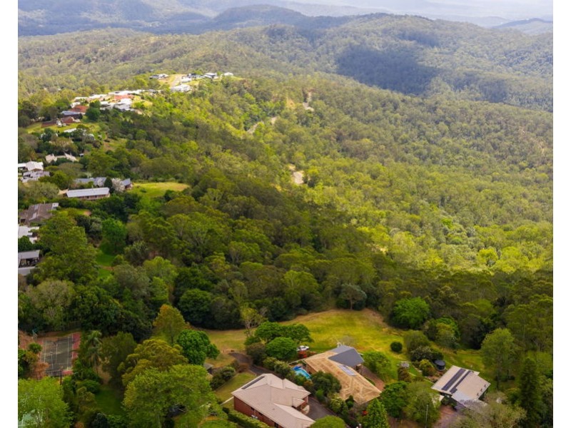 2 Outlook Crescent, Blue Mountain Heights QLD 4350