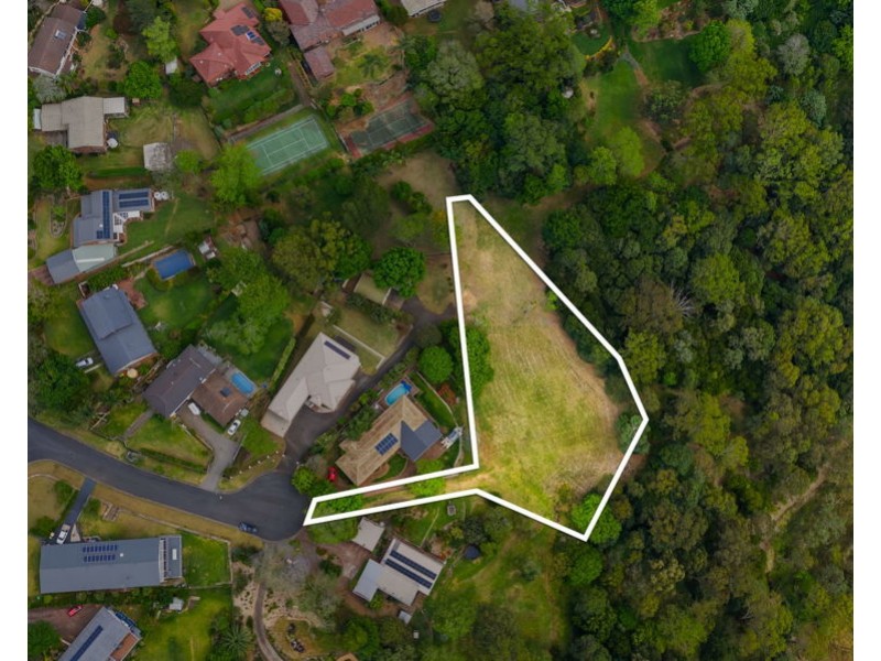 2 Outlook Crescent, Blue Mountain Heights QLD 4350