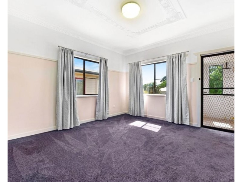 17 Ethel Street, Newtown QLD 4350