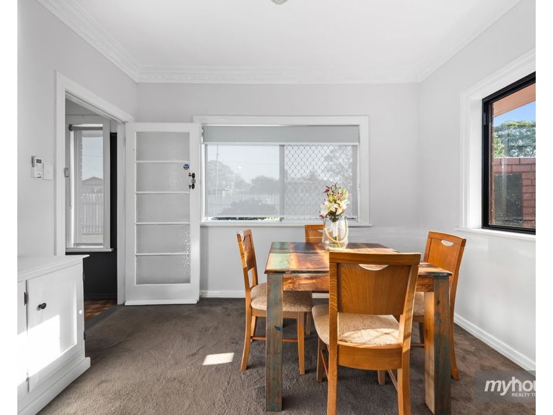 17 Berry Street, Wilsonton QLD 4350