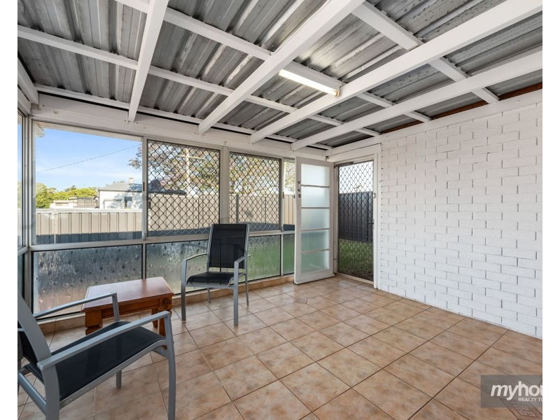 17 Berry Street, Wilsonton QLD 4350