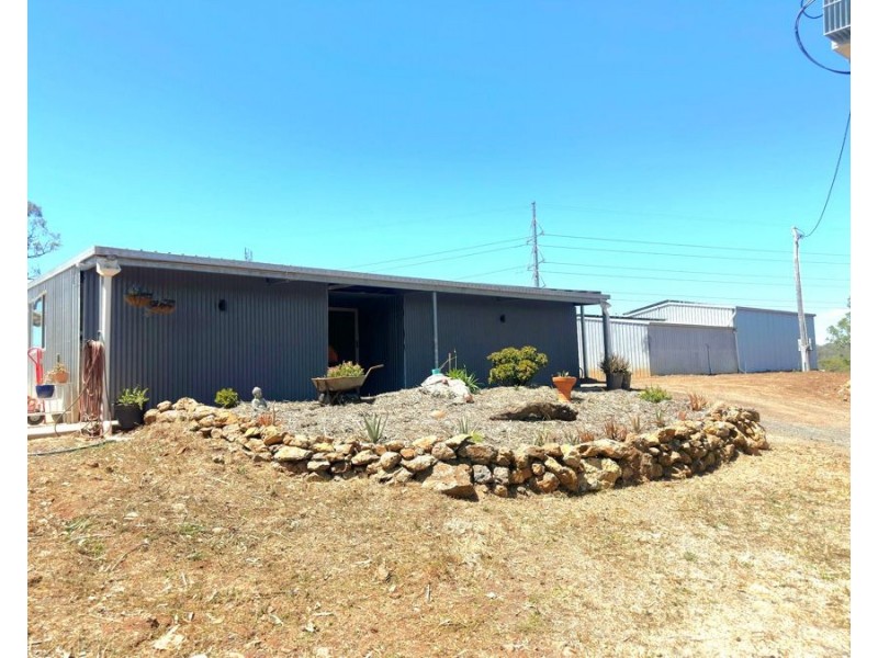 365 Preston Boundary Road, Preston QLD 4352