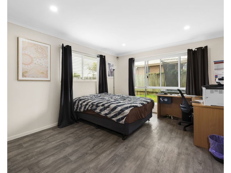 13 Ace Drive, Glenvale QLD 4350