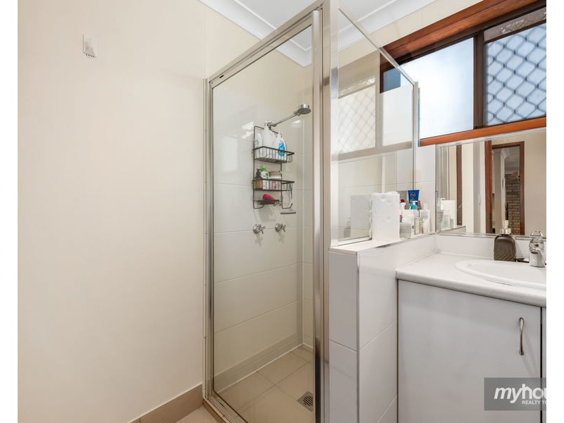 2/40 Vacy Street, Newtown QLD 4350