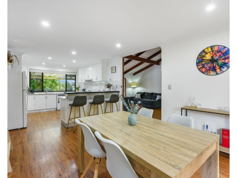 13 Hendy Street, Cranley QLD 4350