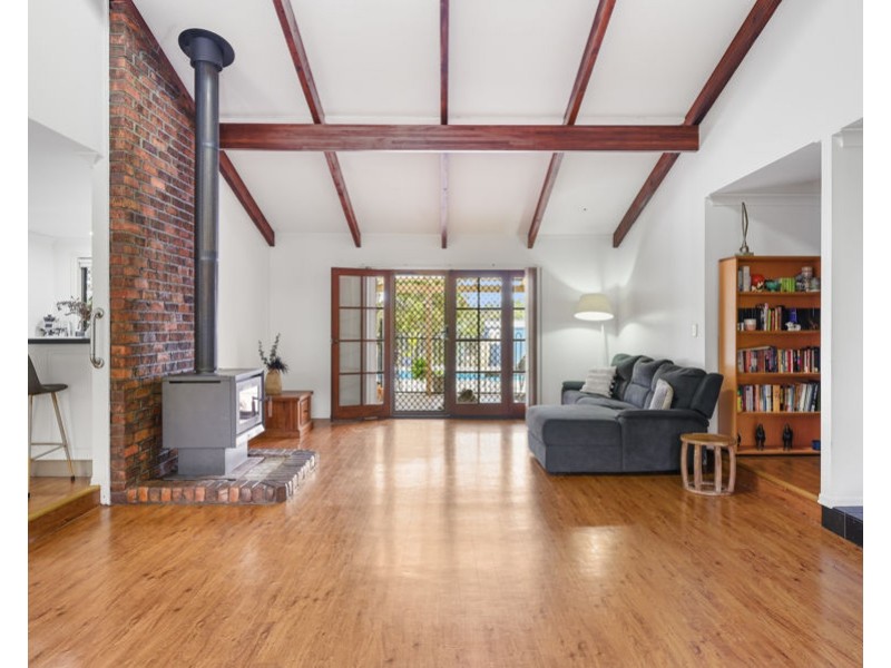 13 Hendy Street, Cranley QLD 4350