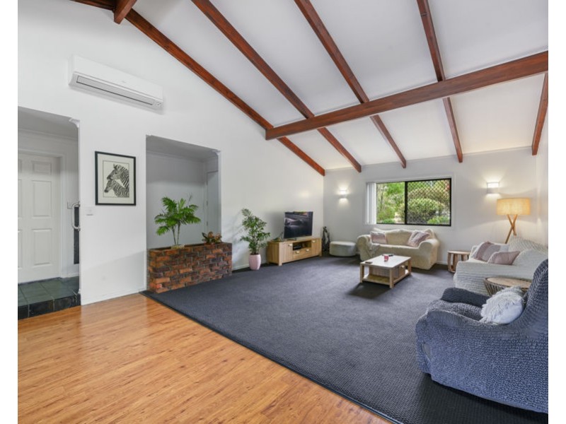 13 Hendy Street, Cranley QLD 4350