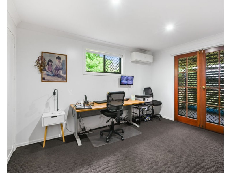 13 Hendy Street, Cranley QLD 4350