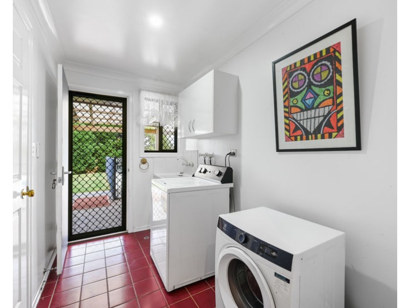 13 Hendy Street, Cranley QLD 4350