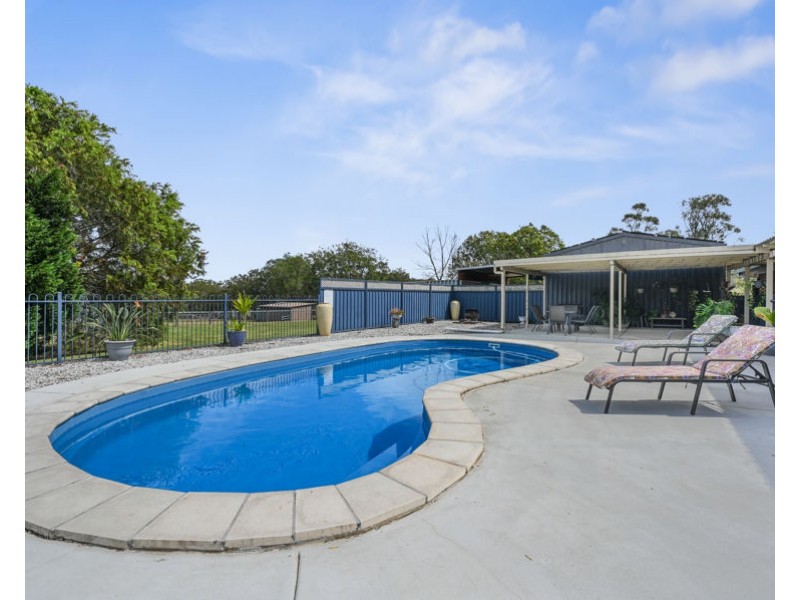 13 Hendy Street, Cranley QLD 4350