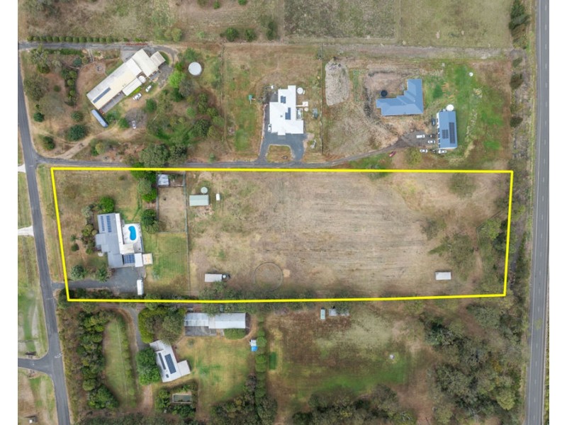 13 Hendy Street, Cranley QLD 4350