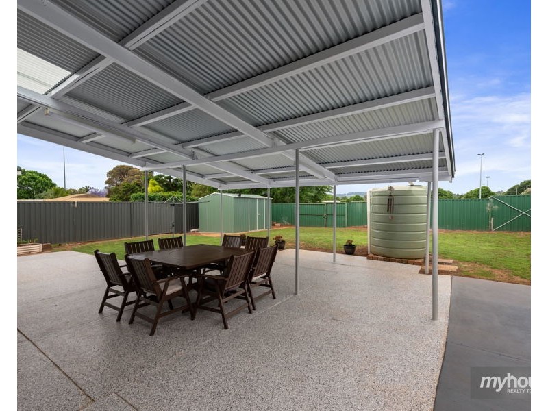 14 Hopps Street, Wilsonton QLD 4350