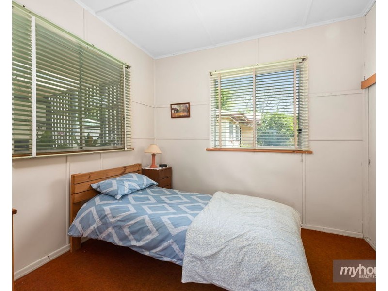40 Underwood Crescent, Harristown QLD 4350