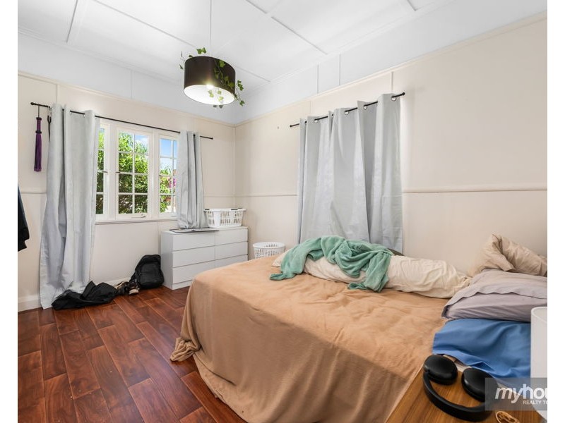 73 Taylor Street, Newtown QLD 4350