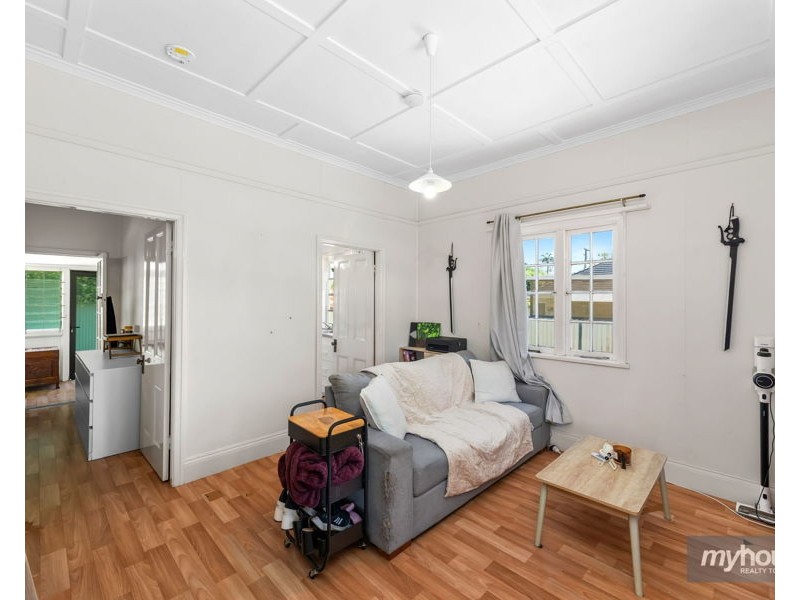 73 Taylor Street, Newtown QLD 4350