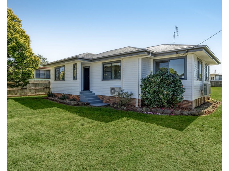 29 McDowall Street, Newtown QLD 4350