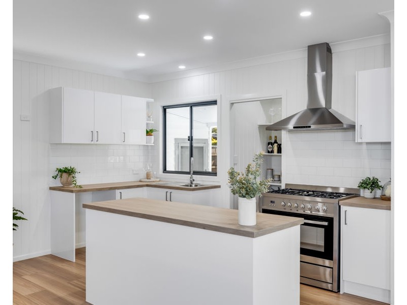 29 McDowall Street, Newtown QLD 4350