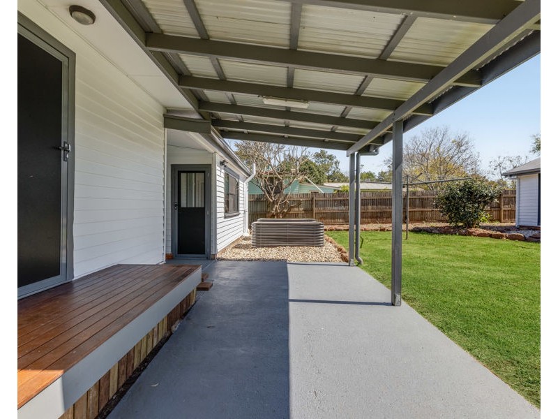 29 McDowall Street, Newtown QLD 4350