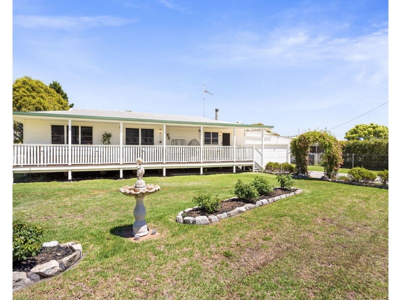 12 Fisher Road, Wyreema QLD 4352