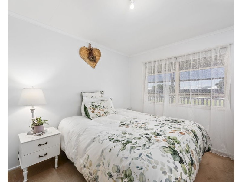 12 Fisher Road, Wyreema QLD 4352