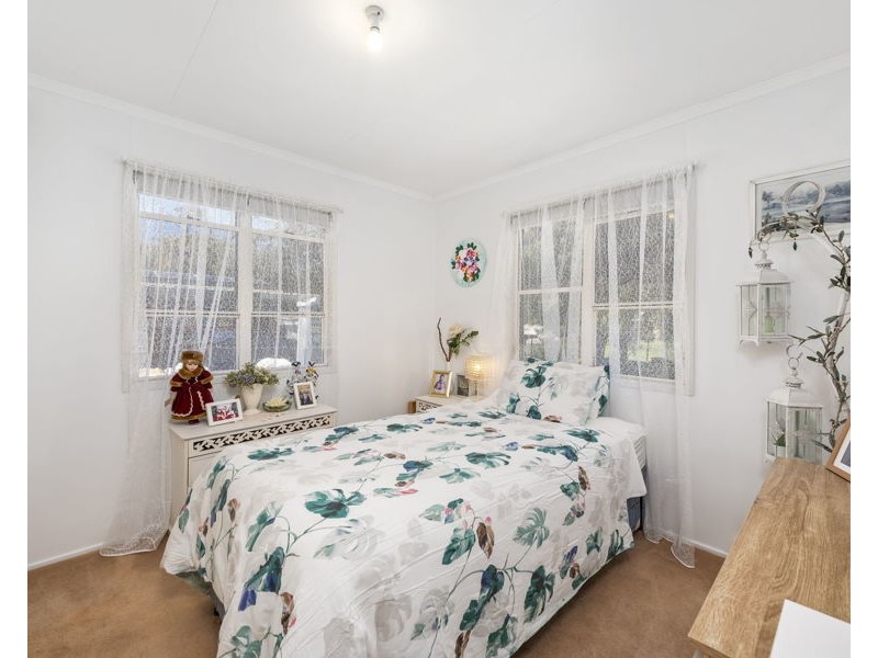 12 Fisher Road, Wyreema QLD 4352