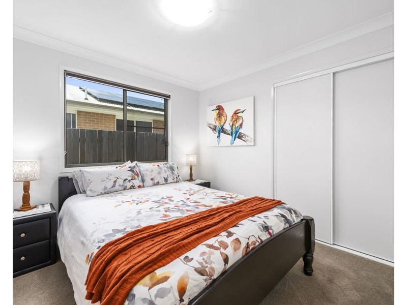 1 Entabeni Drive, Kearneys Spring QLD 4350