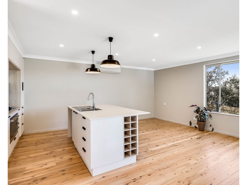 69 Holberton Street, Rockville QLD 4350