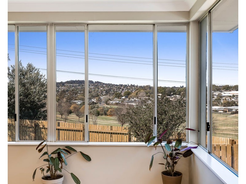 69 Holberton Street, Rockville QLD 4350