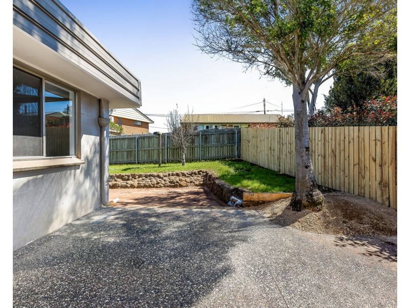 69 Holberton Street, Rockville QLD 4350