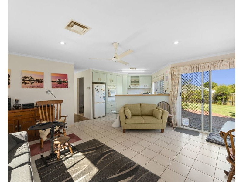 8 Heather Street, Kearneys Spring QLD 4350