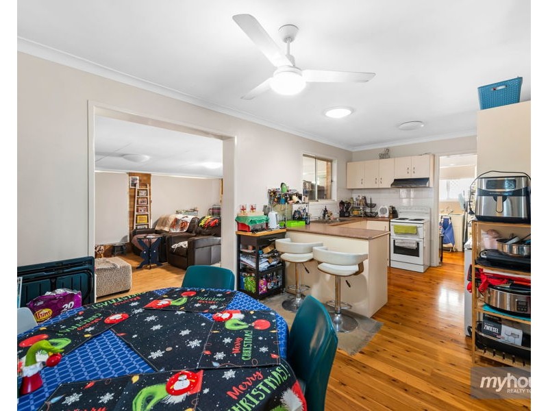 227 Campbell Street, Newtown QLD 4350