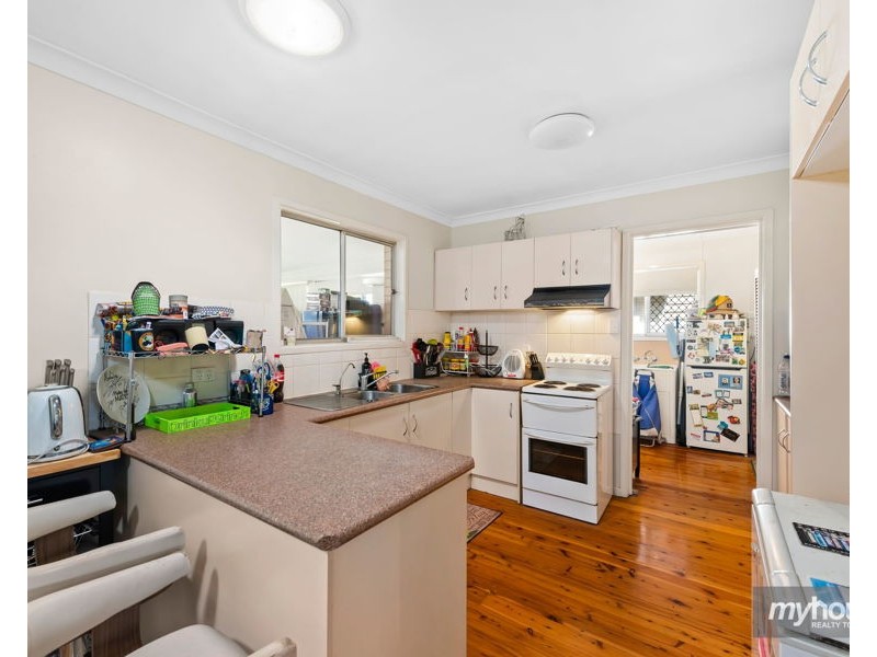 227 Campbell Street, Newtown QLD 4350