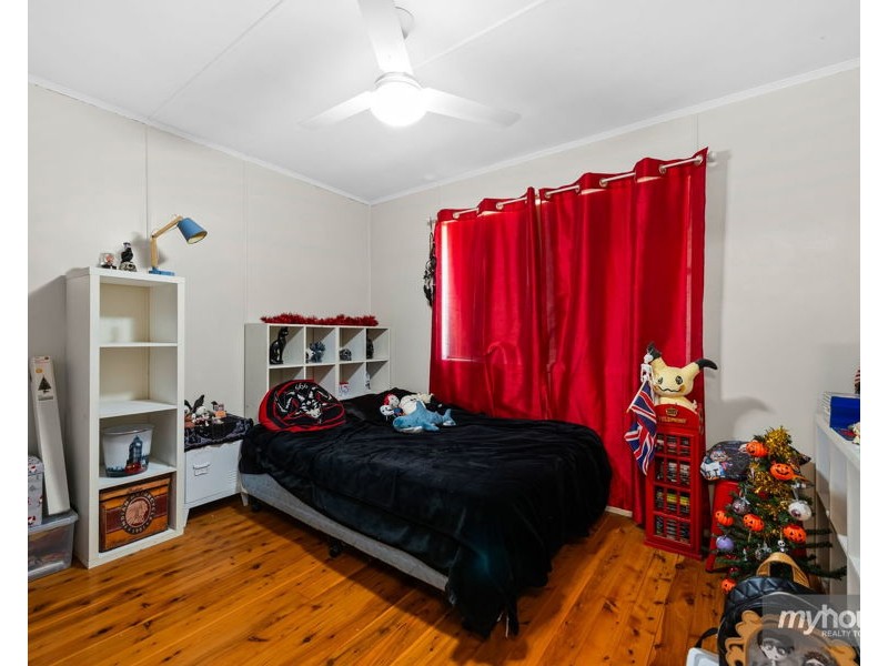 227 Campbell Street, Newtown QLD 4350