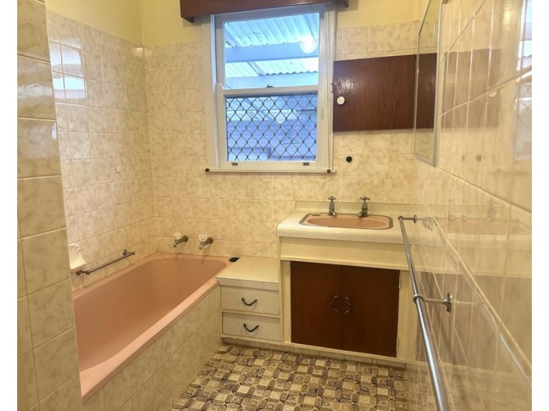 462 Alderley Street, Harristown QLD 4350