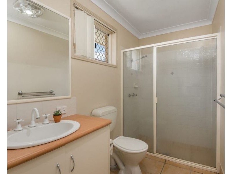21 Cortess Street, Kearneys Spring QLD 4350