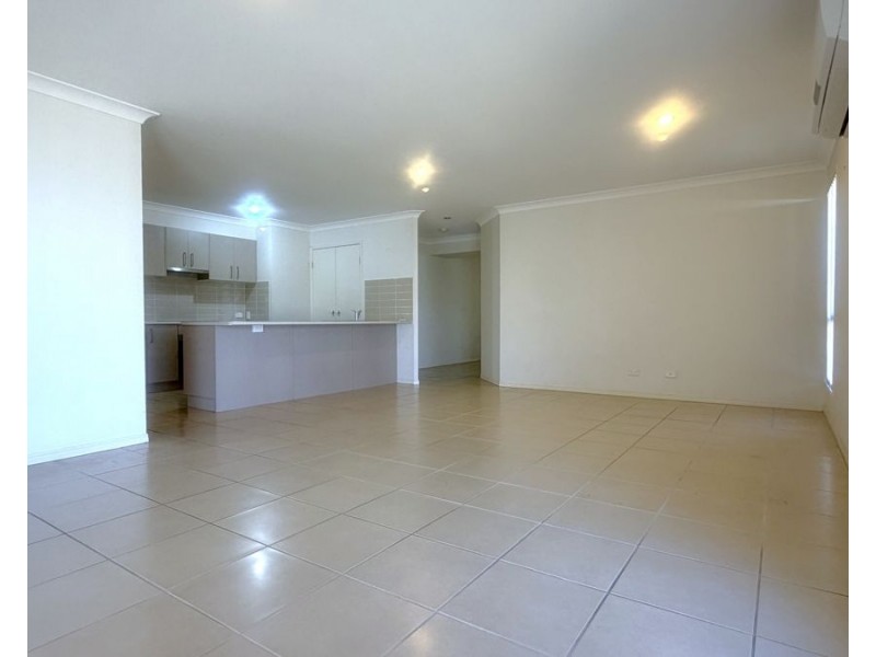 13 Cooranga Street, Glenvale QLD 4350