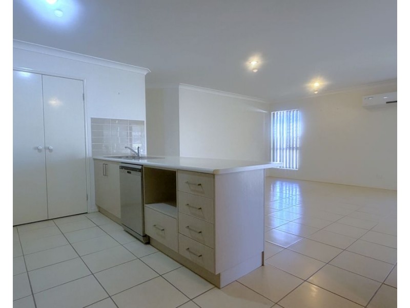 13 Cooranga Street, Glenvale QLD 4350