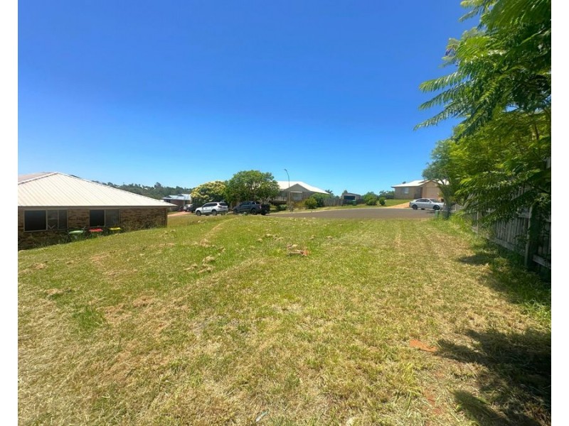 2A Karebo Close, Darling Heights QLD 4350