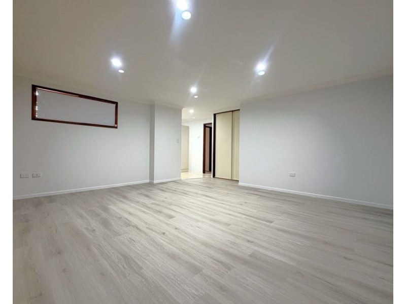 2/40 Vacy Street, Newtown QLD 4350