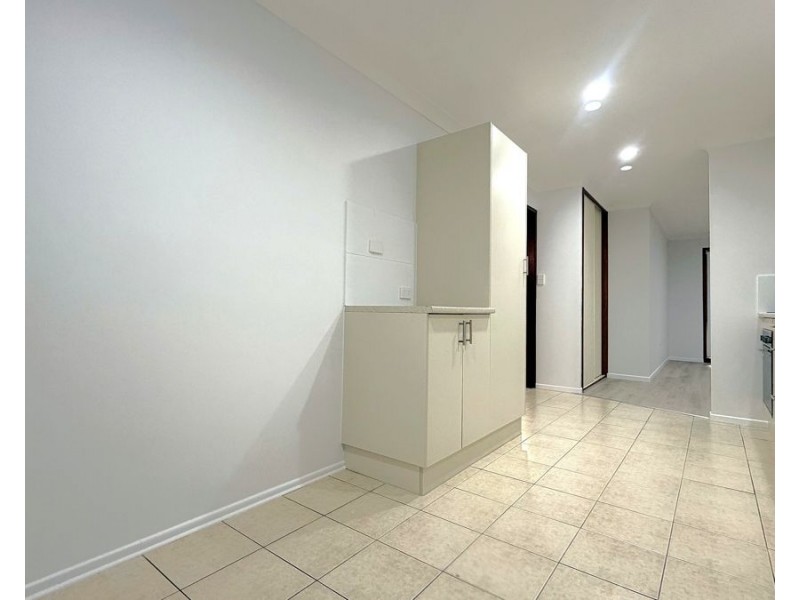 2/40 Vacy Street, Newtown QLD 4350