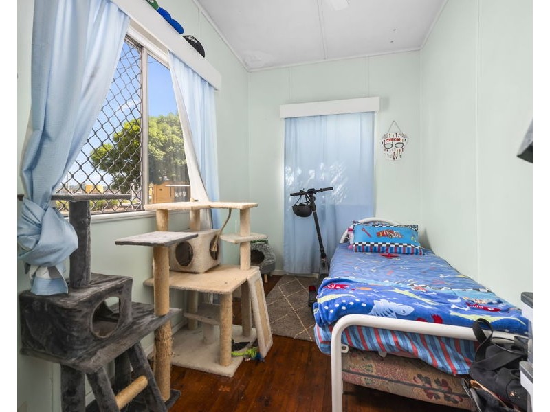 1 Goode Street, Newtown QLD 4350