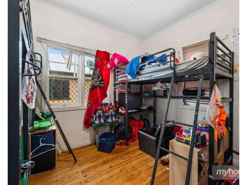 3 Goode Street, Newtown QLD 4350