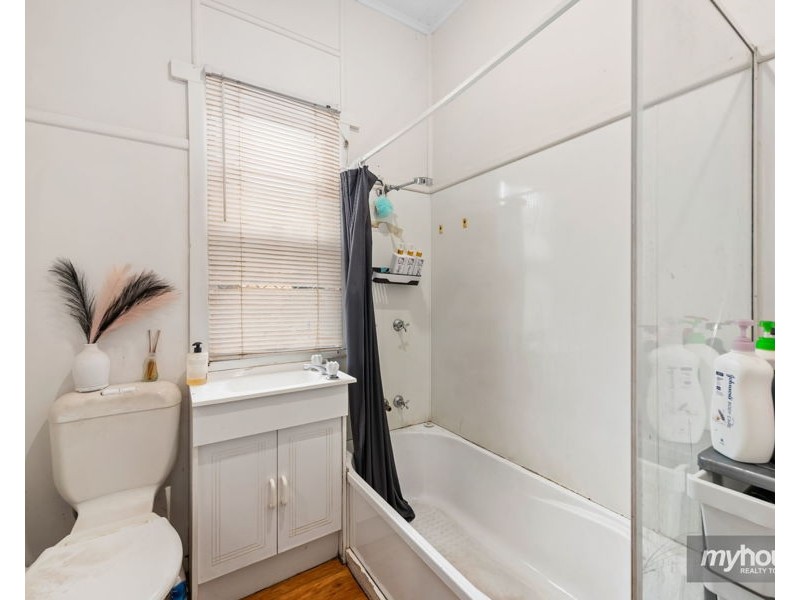 3 Goode Street, Newtown QLD 4350