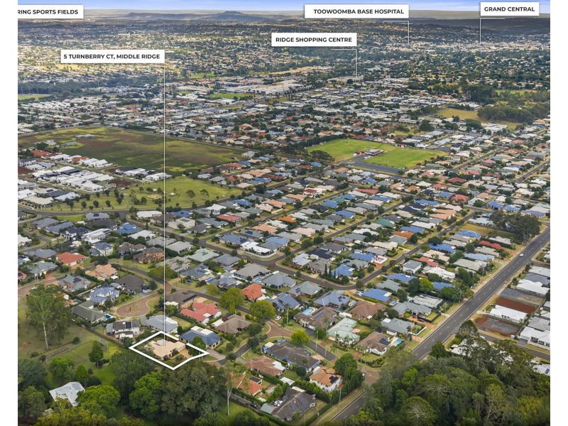 5 Turnberry Court, Middle Ridge QLD 4350