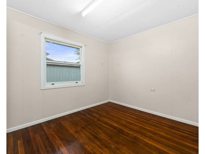 29 Priest Street, Rockville QLD 4350