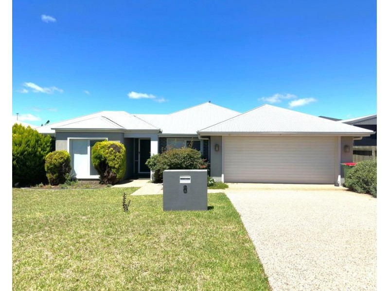 8 Neiwand Street, Kearneys Spring QLD 4350