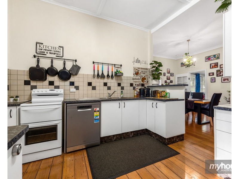 107 Ruthven Street, Harlaxton QLD 4350